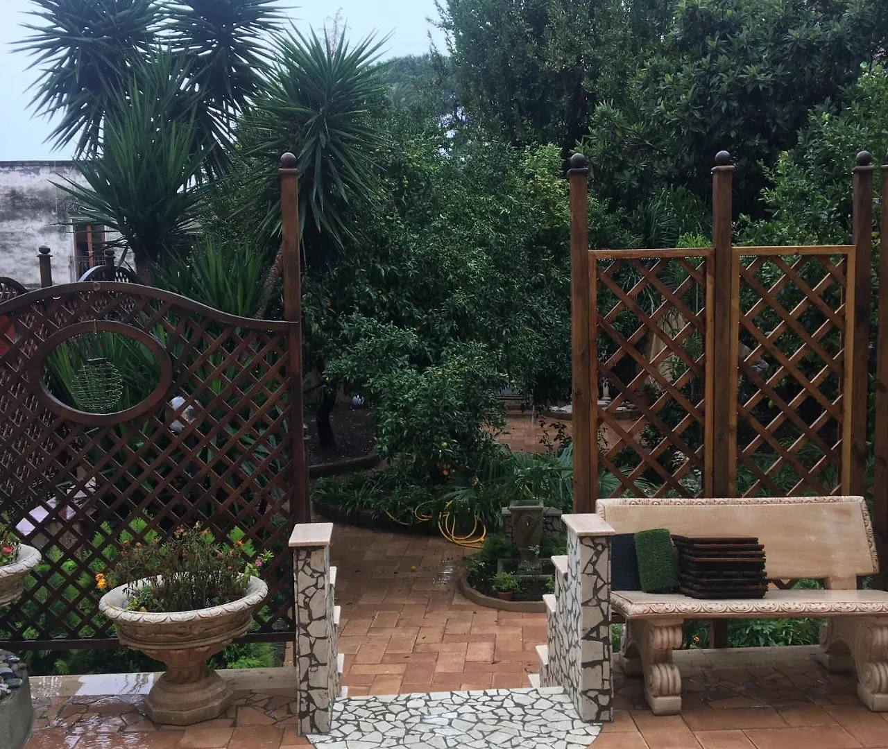 Bed & Breakfast Bed and Breakfast Il Giardino di Daphne Napoli Italia
